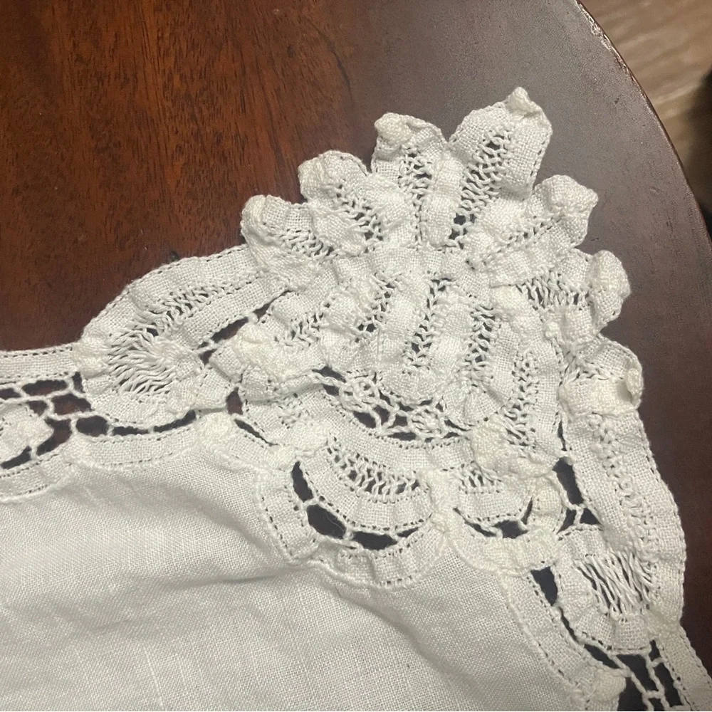 Set of 3 Vintage Cotton placemats with Battenburg Lace Edging